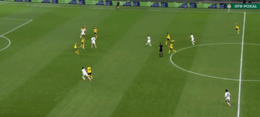 半场:多特0-1法兰克福,格策助攻克瑙夫破门 半场:多特0-1法兰克福,格策助攻克瑙夫破门