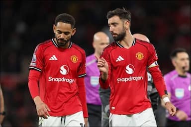 太阳报:B费是帮助库尼亚适应的关键,两人会一起加练定位球 太阳报:B费是帮助库尼亚适应的关键,两人会一起加练定位球