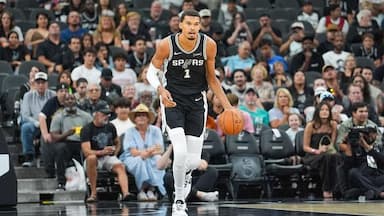 勇士队格林预测马刺队的维克托·文班亚马,将获得罕见的MVP称号 勇士队格林预测马刺队的维克托·文班亚马,将获得罕见的MVP称号