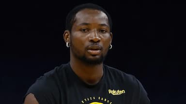 库明加全场仅出战20分钟，投篮9中1三分5中0得到5分8板2助-NBA新闻