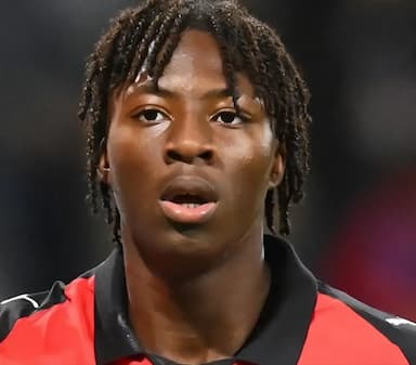 18岁法甲天才中锋横空出世，法国新一代希望之星，5大豪门疯抢_穆罕默德·梅特_雷恩_欧洲