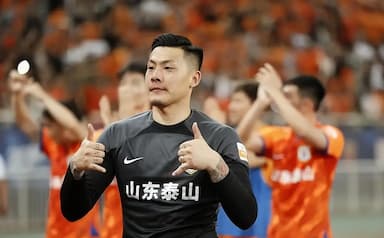 鲁能官宣多名球员将前往法甲留洋！四大国脚领衔，王大雷梦想成真_比赛_全运队_山东