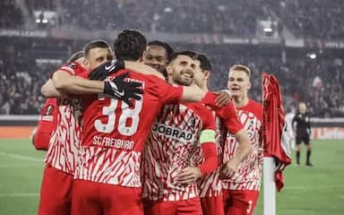 莱红牛主场冲冠VS法兰克福客场突围，攻防大战一触即发_比赛_进攻_联赛