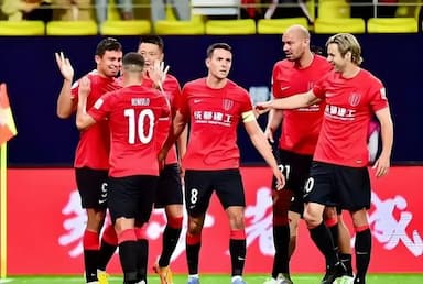 新掌门刚接手成都蓉城！就直接搞定三笔重量级签约，值得期待_续约_韦世豪_定洋